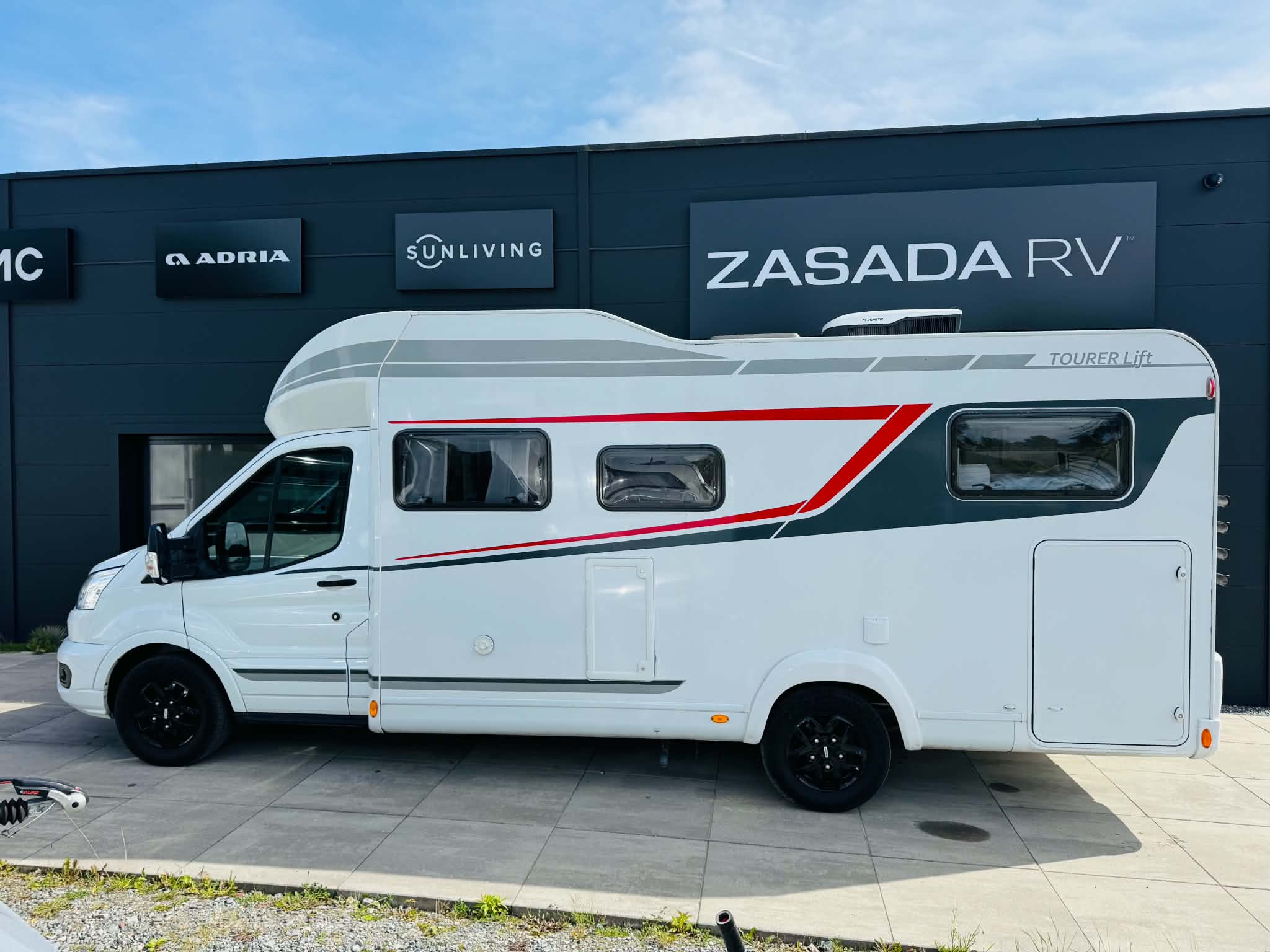 Galeria LMC Tourer Lift H 664 G