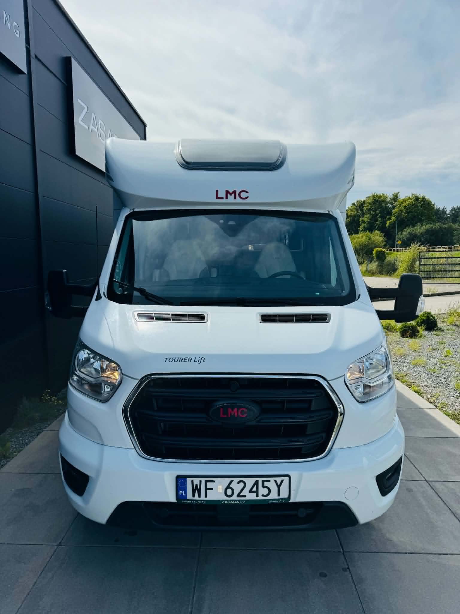 Galeria LMC Tourer Lift H 664 G