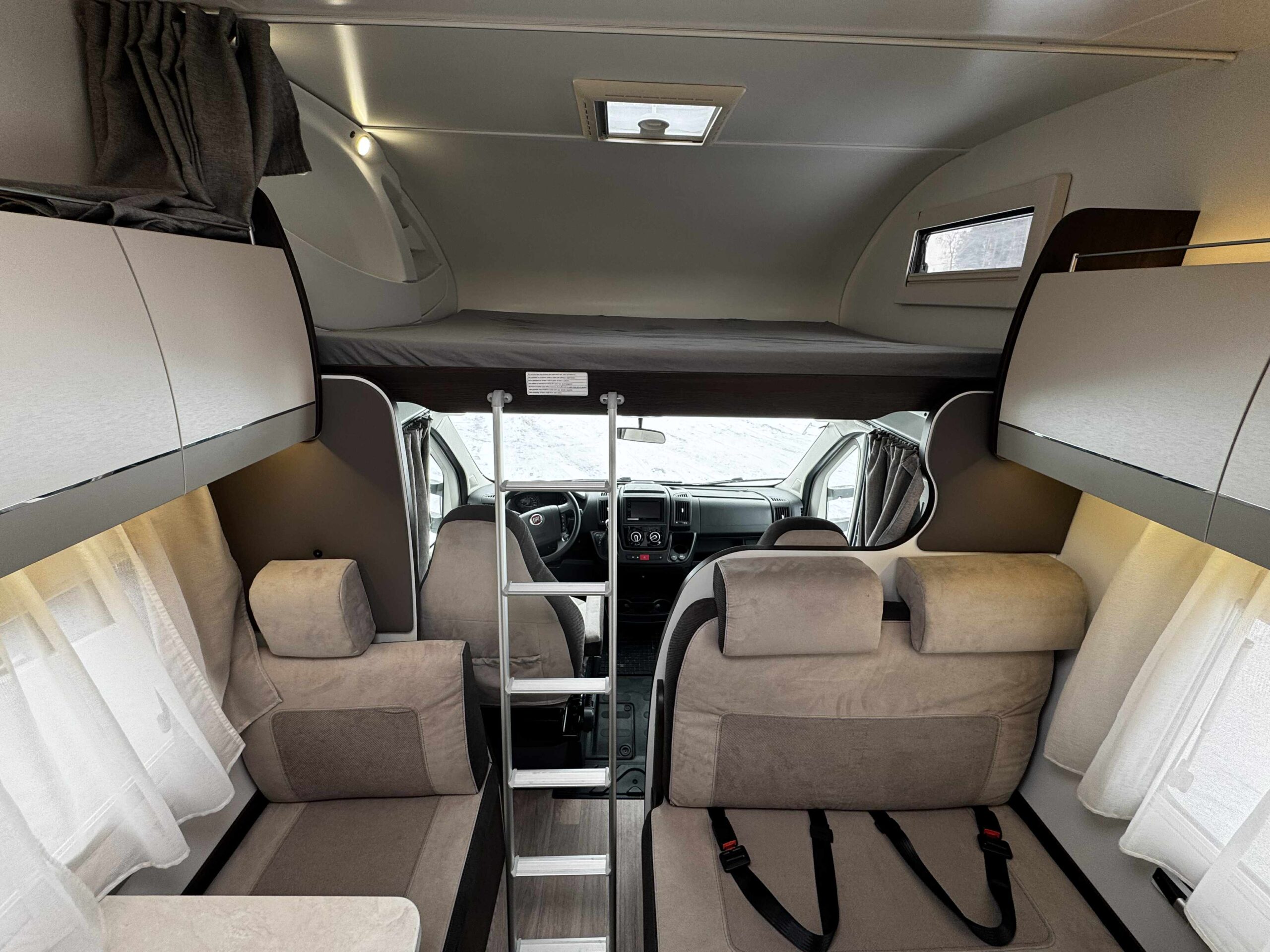 Galeria Benimar Sport 323