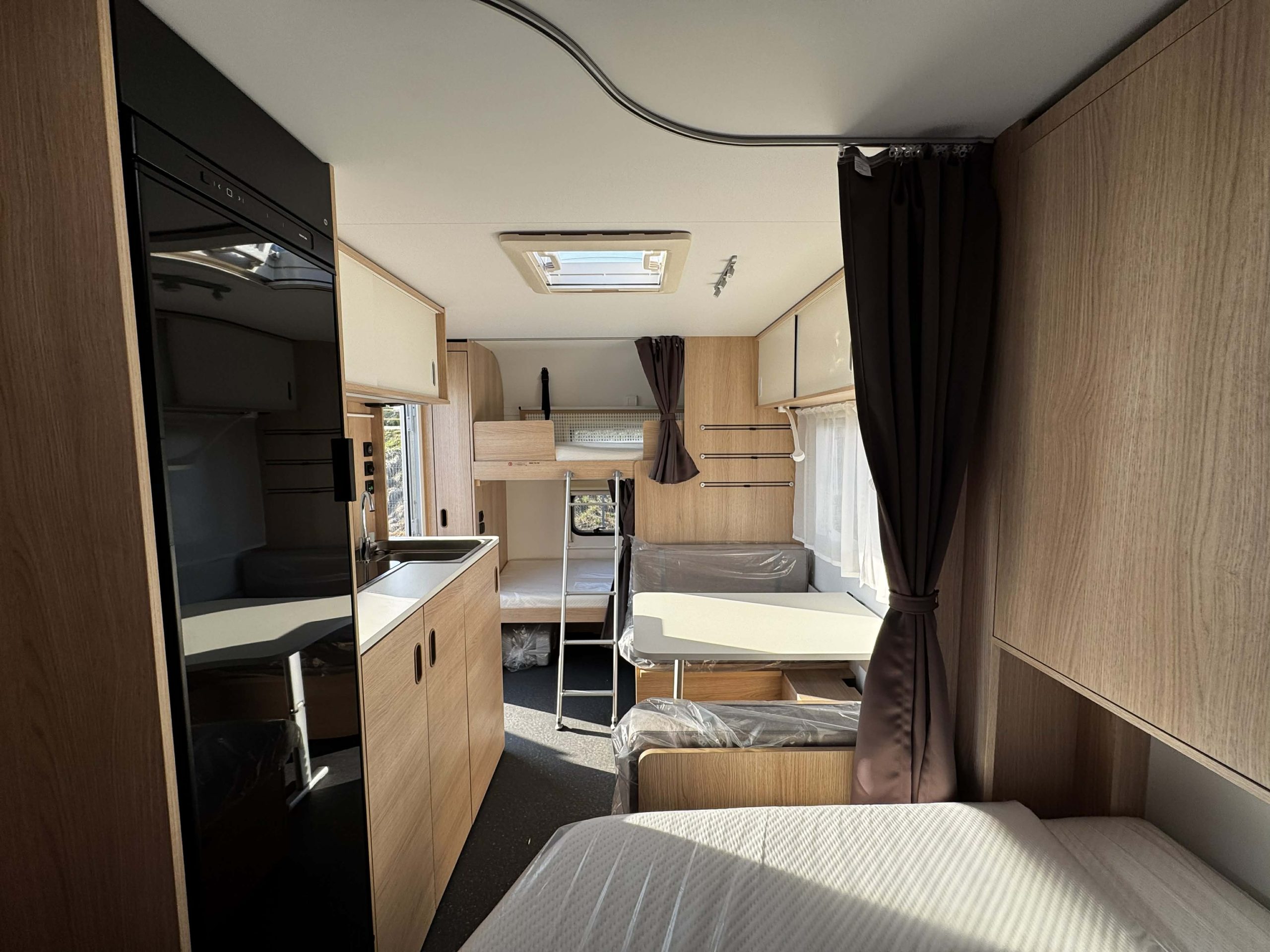 Galeria Adria Aviva 472PK