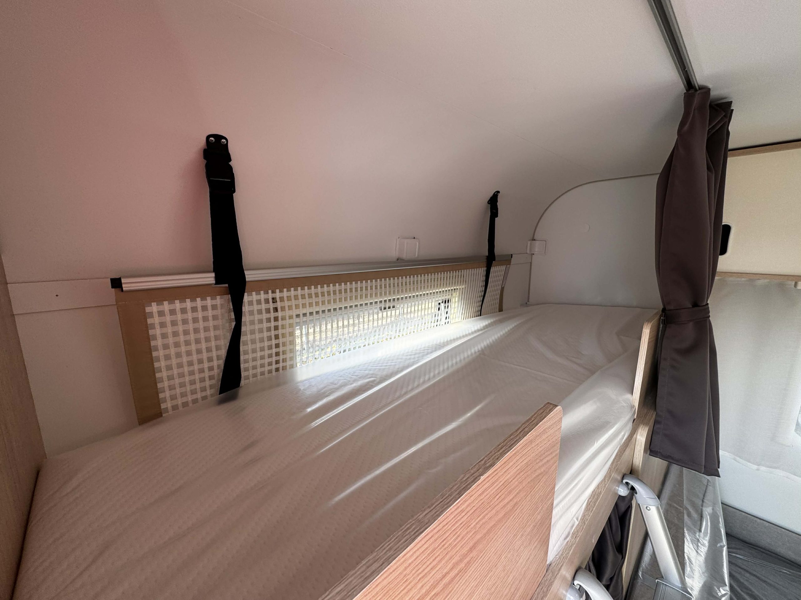 Galeria Adria Aviva 472PK