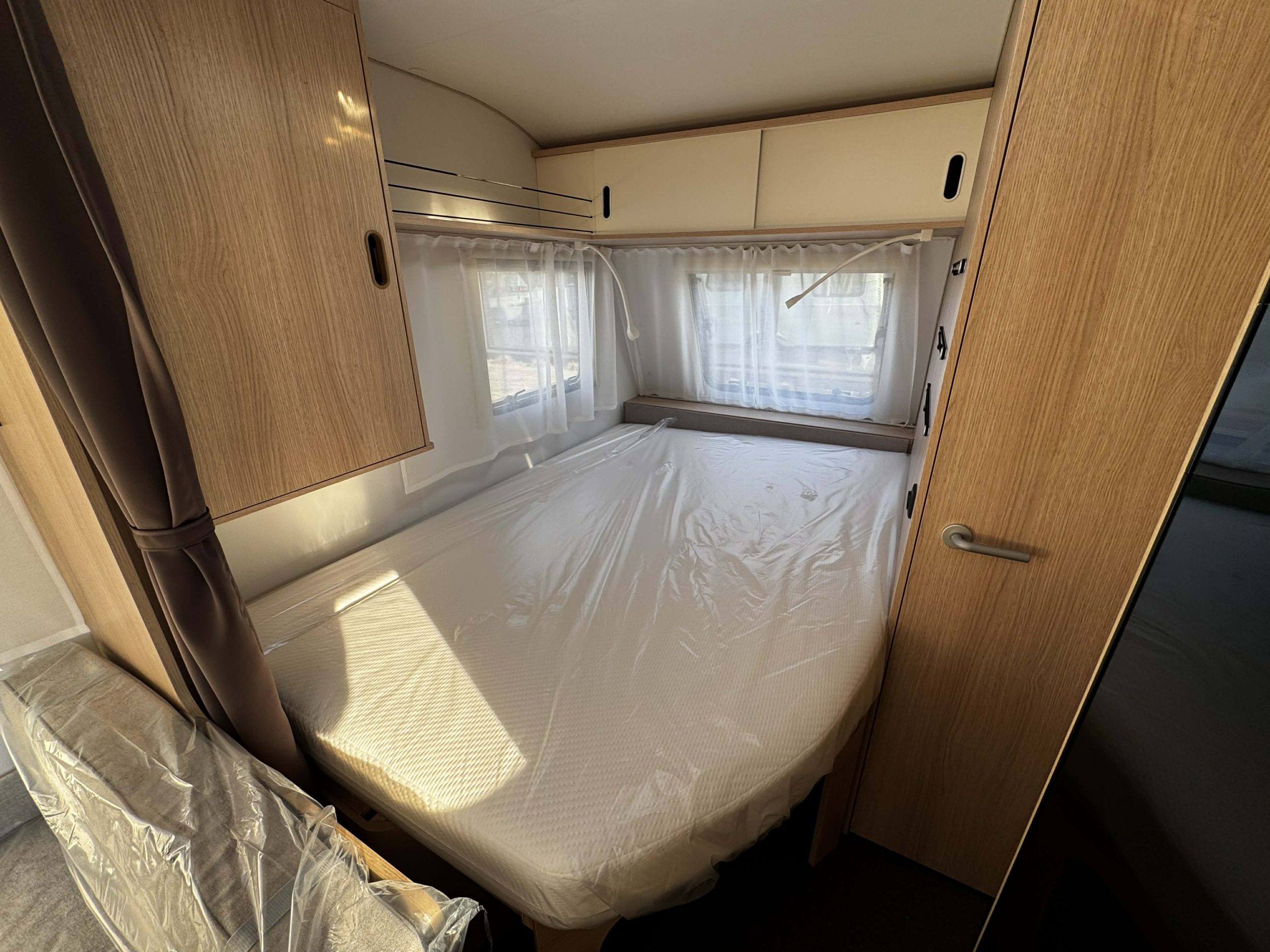 Galeria Adria Aviva 472PK