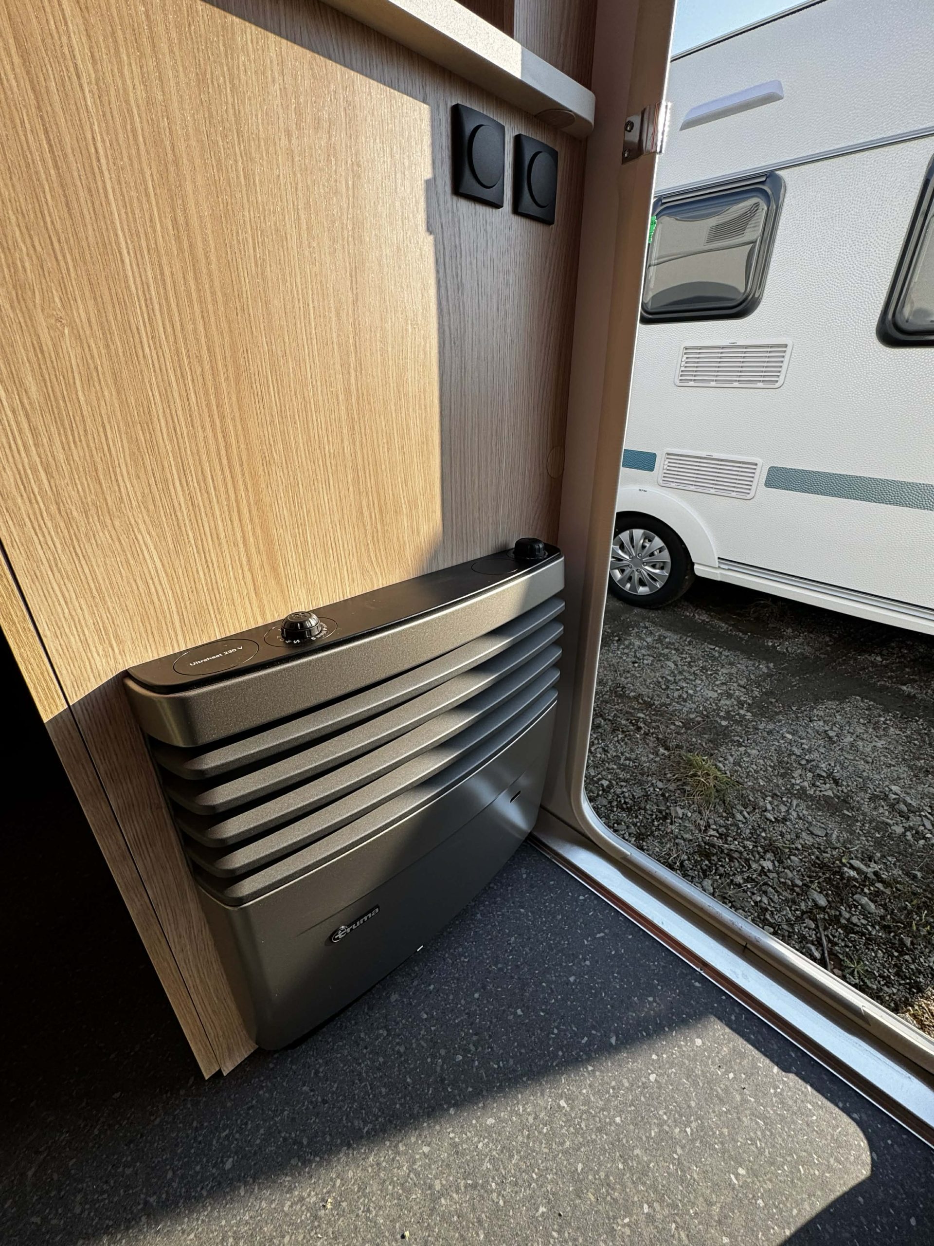 Galeria Adria Aviva 472PK