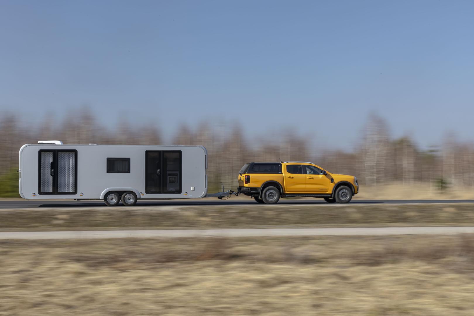 Galeria Adria Astella 704HP