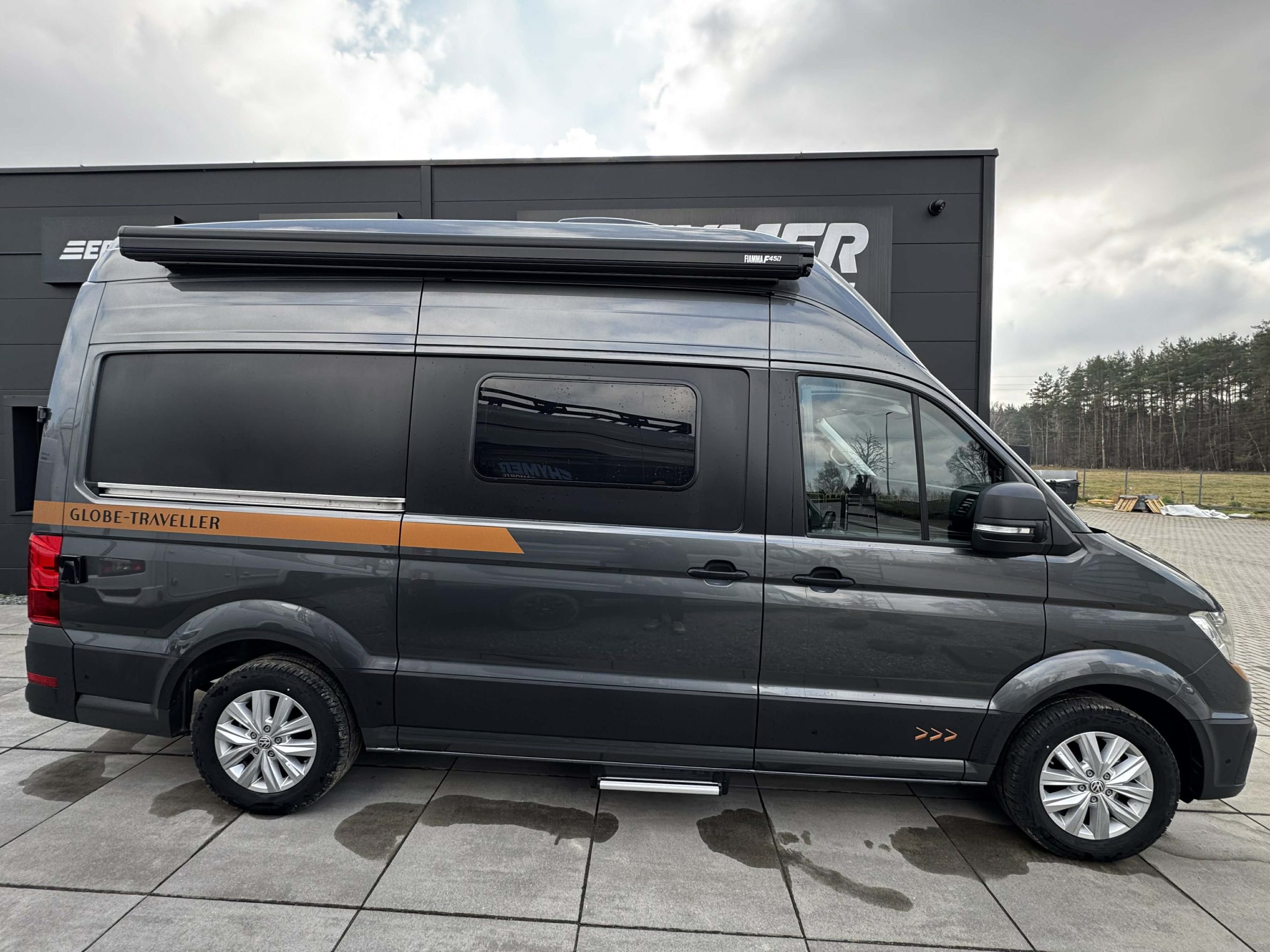 Galeria Globe Traveler Falcon 2XS