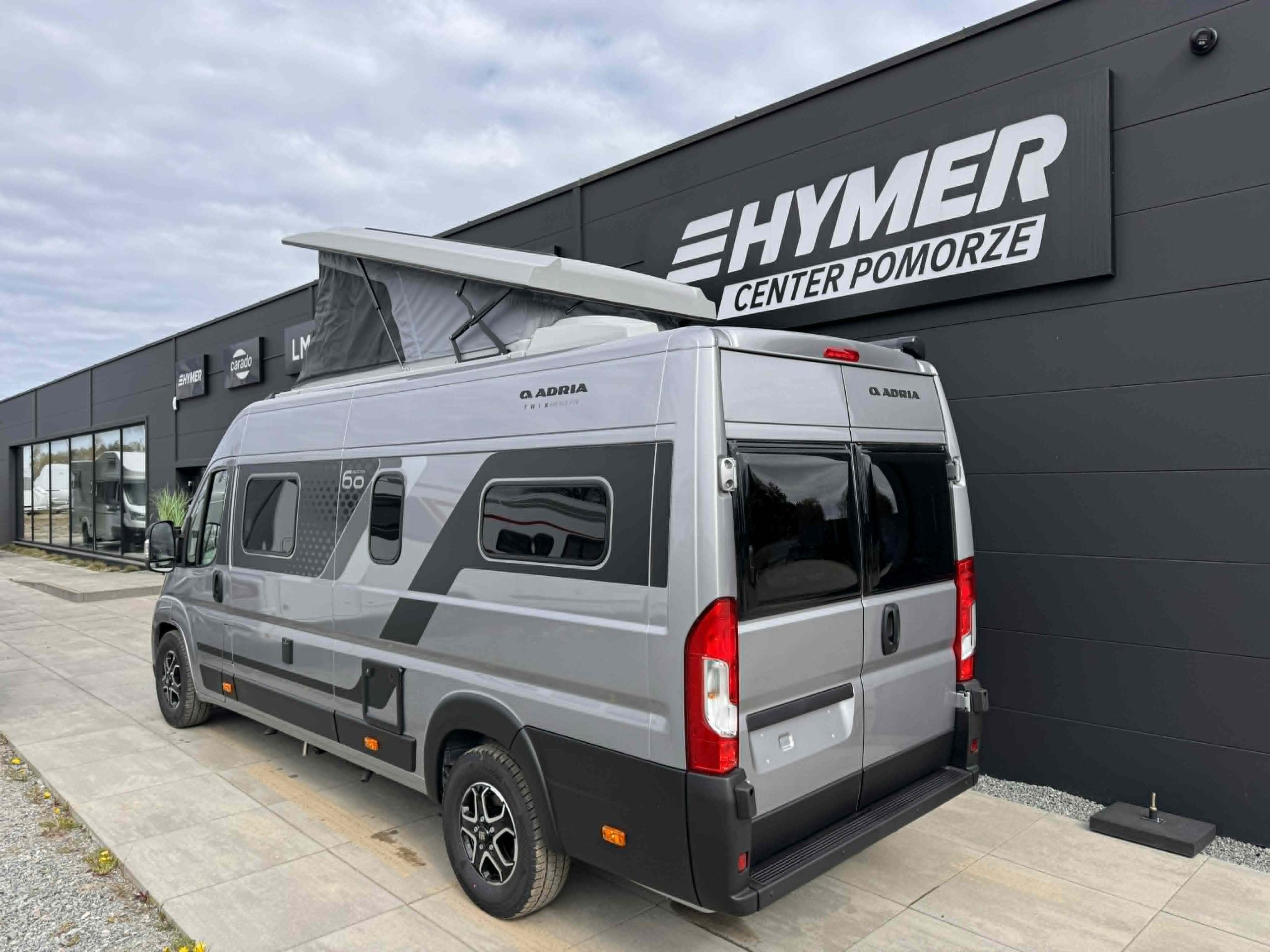 Galeria Adria Twin Sports 640 SGX 60y PopTop
