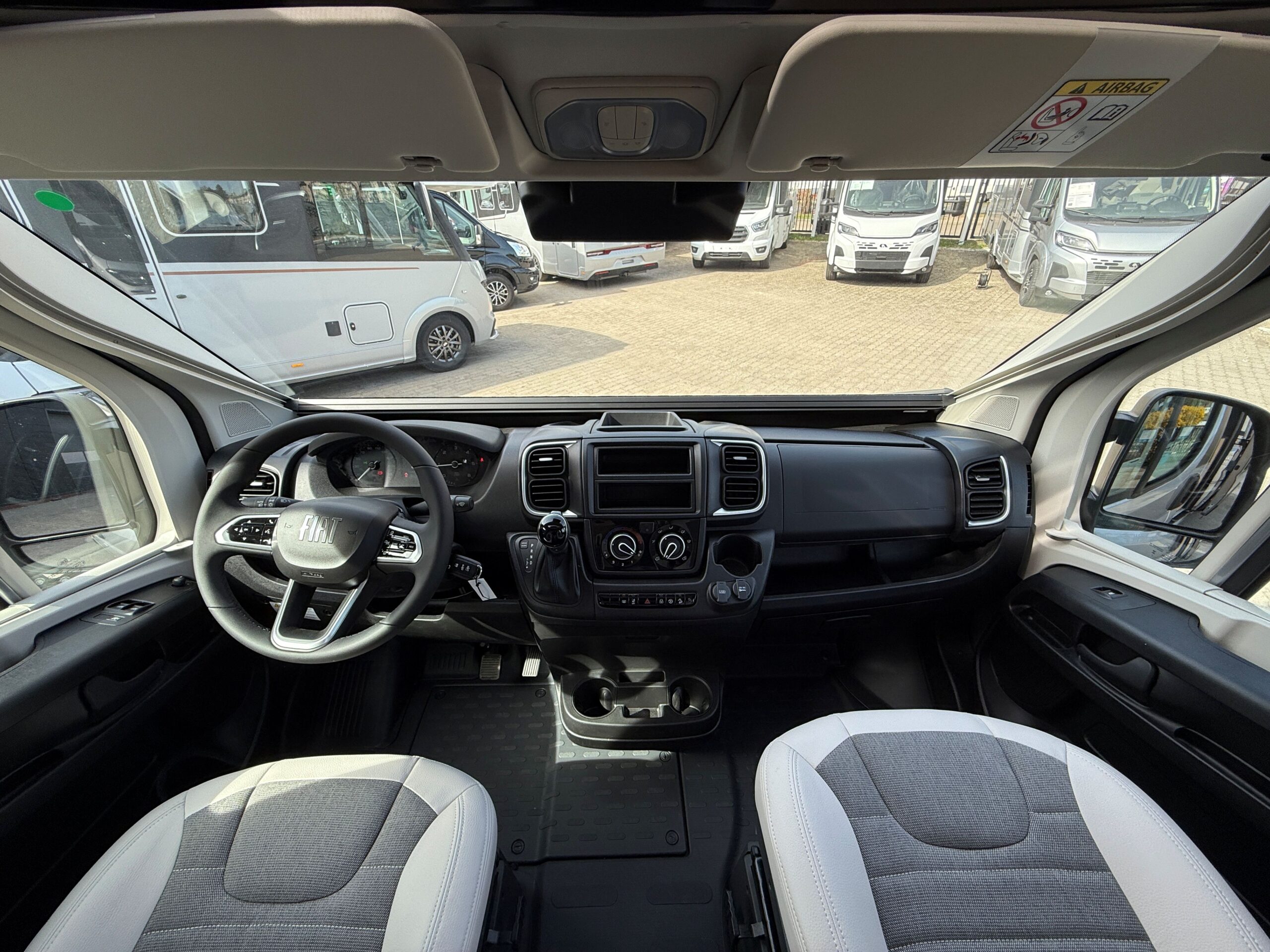 Galeria Adria Twin Sports 640 SGX 60y PopTop