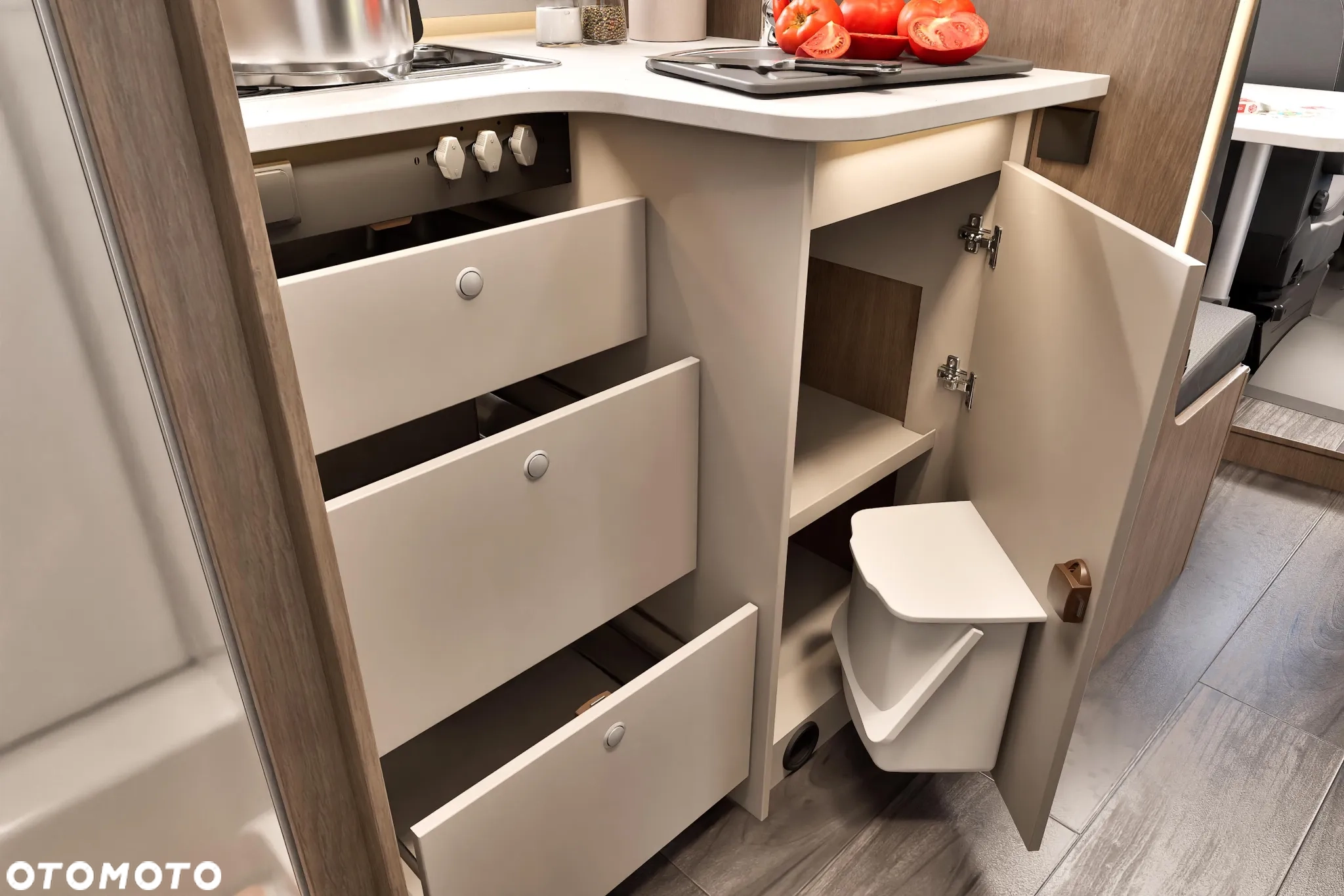 Galeria Carado T447 Edition26