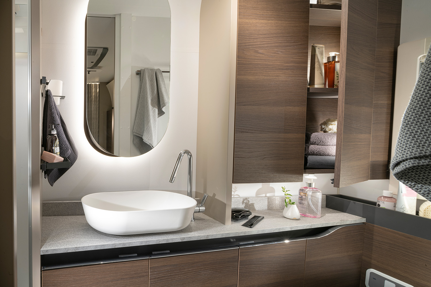 Galeria Adria Alpina 663HT