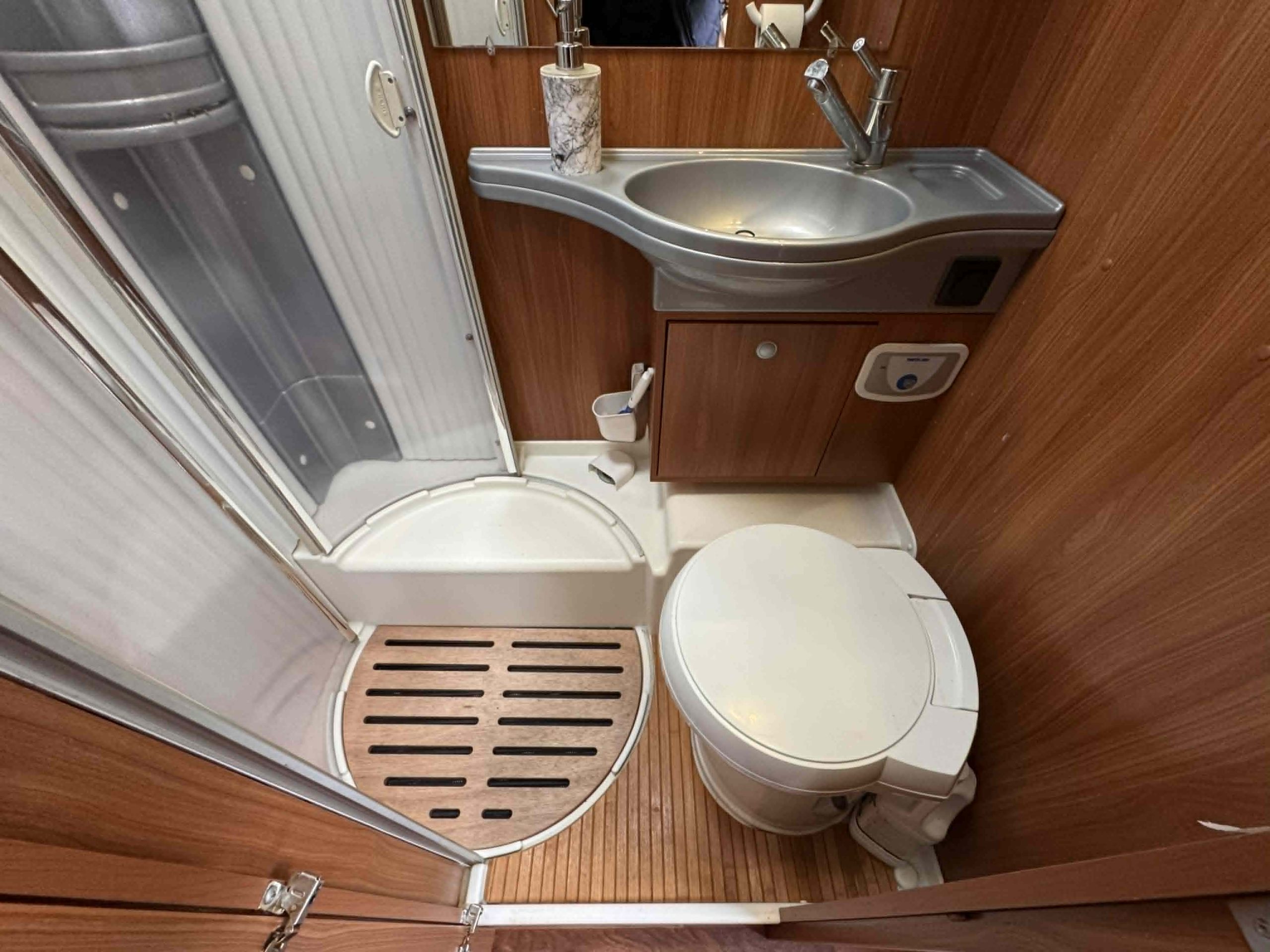 Galeria Dethleffs Globe4 T6911