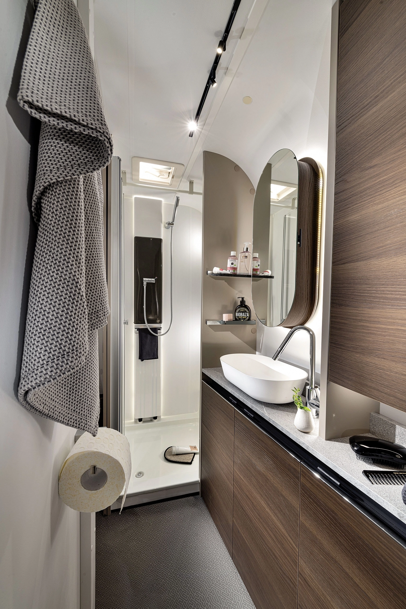 Galeria Adria Alpina 663HT
