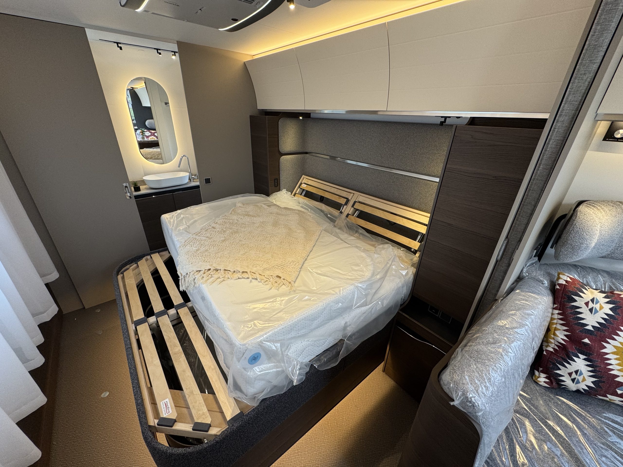 Galeria Adria Alpina 663HT